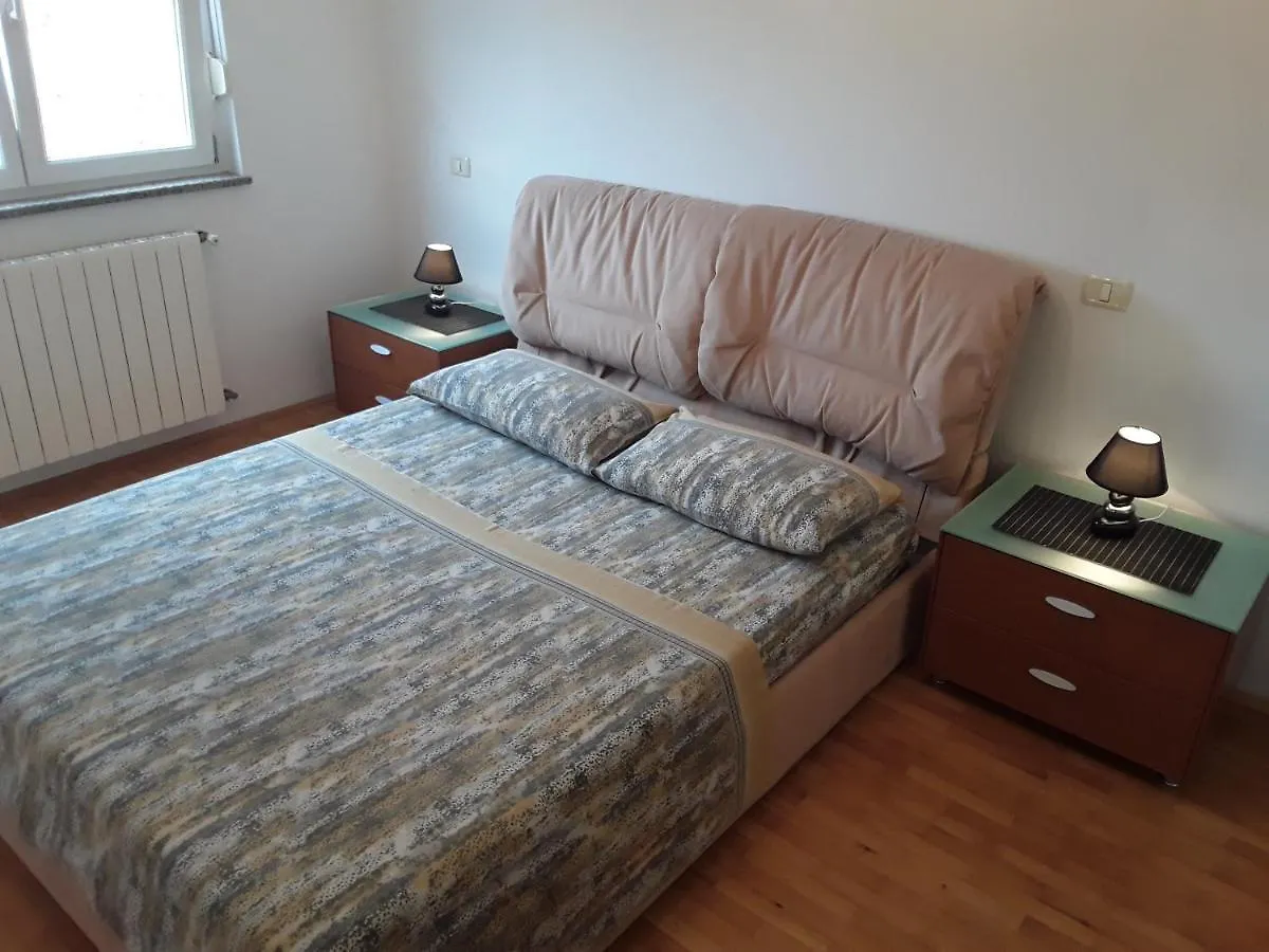 Kira Apartment Pula