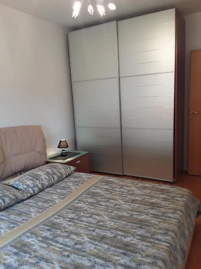 Kira Apartment Pula