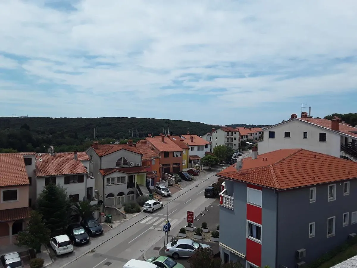 Kira Apartment Pula