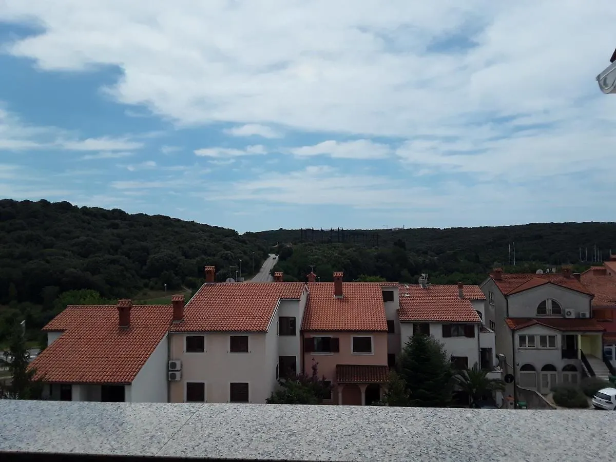Kira Apartment Pula Croatia