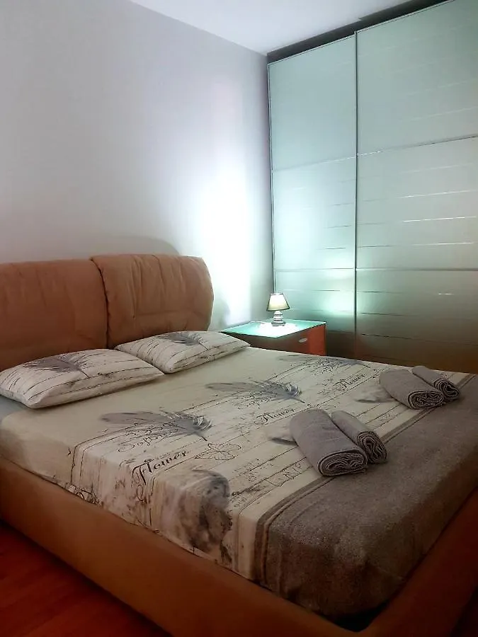 Kira Apartment Pula